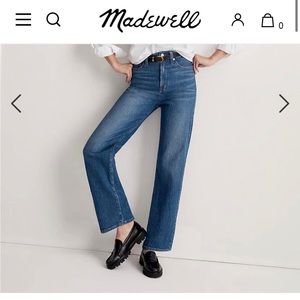 The Petite Perfect Vintage Wide-Leg Jean in Leifland
Wash